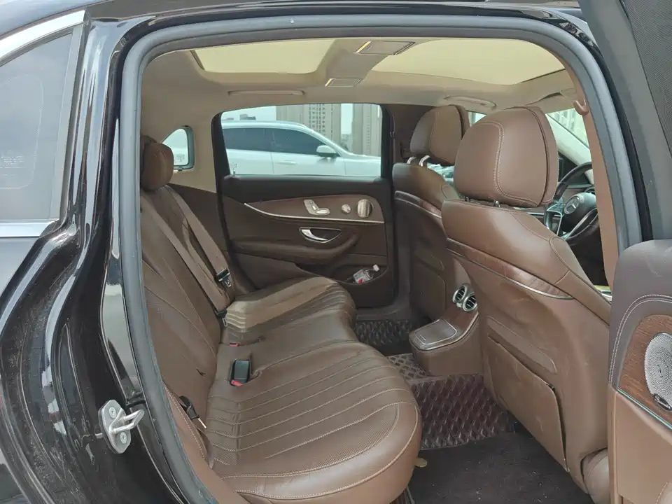 Mercedes-Benz E-class Mercedes-Benz E-class