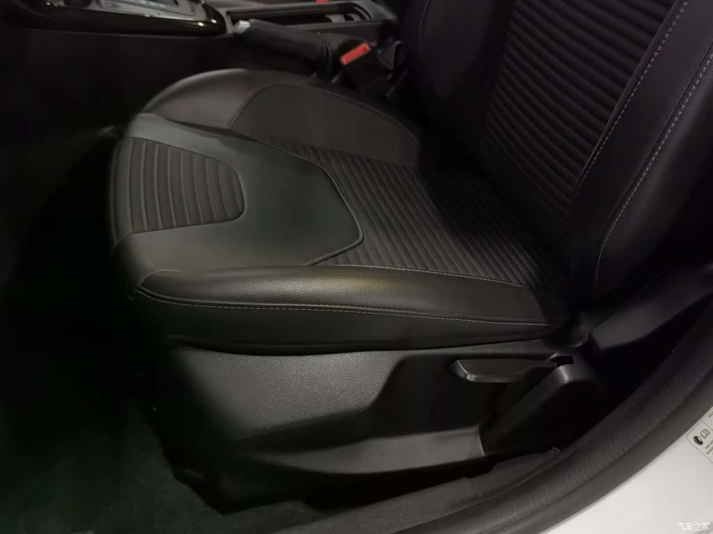 Ford Focus, 2017 20