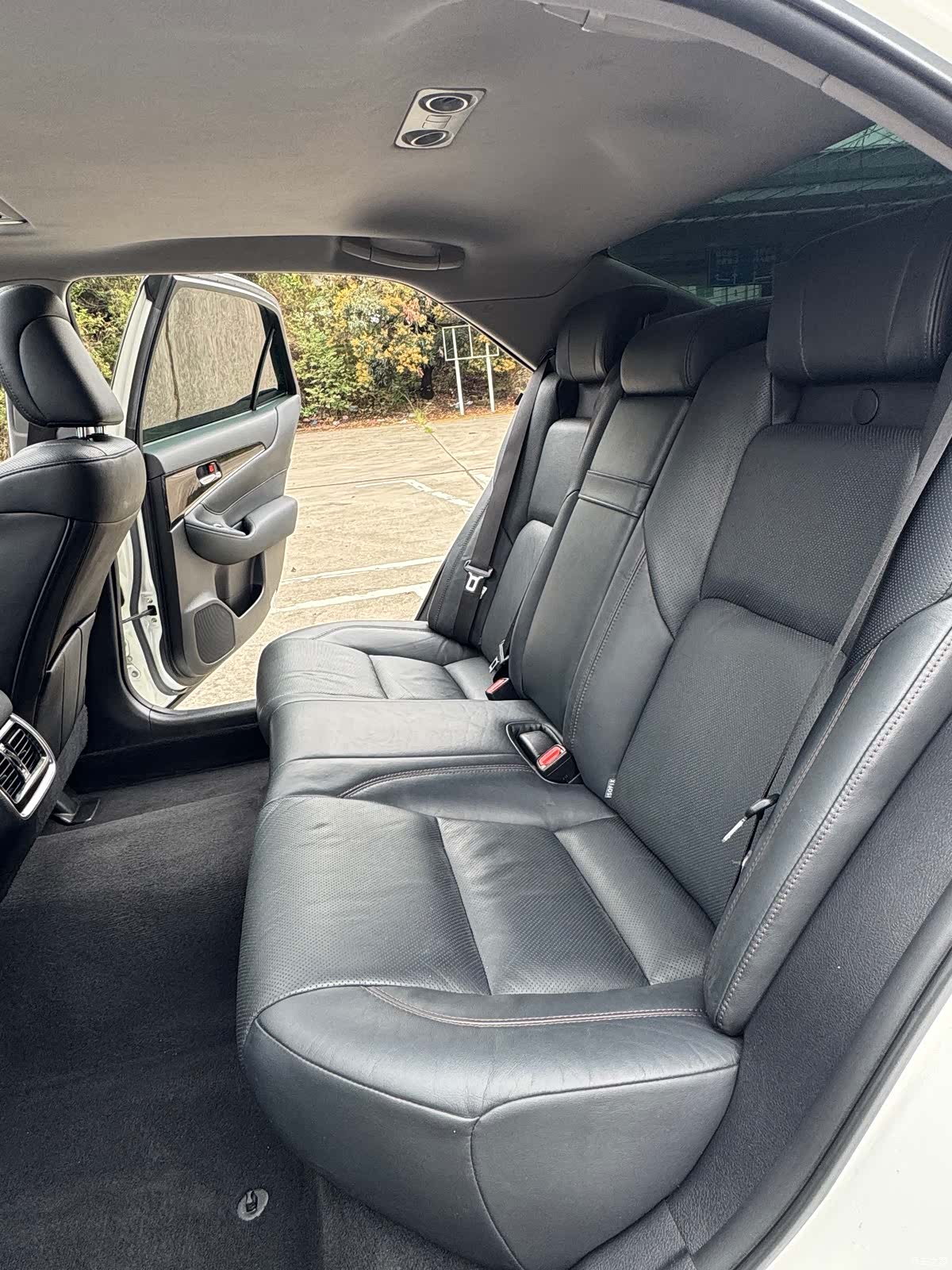 Toyota Crown, 2015 11
