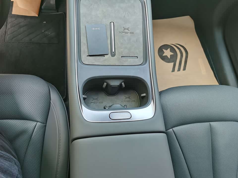 XPENG P7+ XPENG P7+
