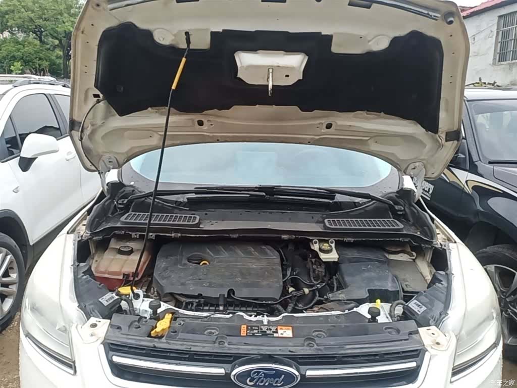 Ford Kuga, 2015 20