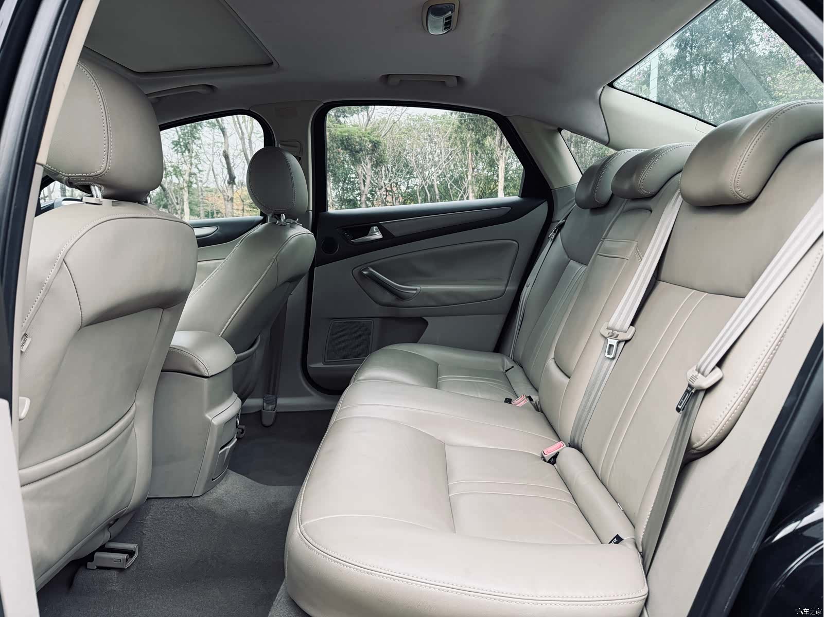 Ford Mondeo, 2011 16