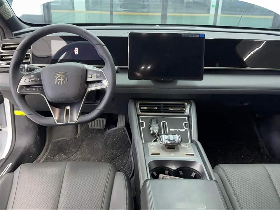 BYD Qin L