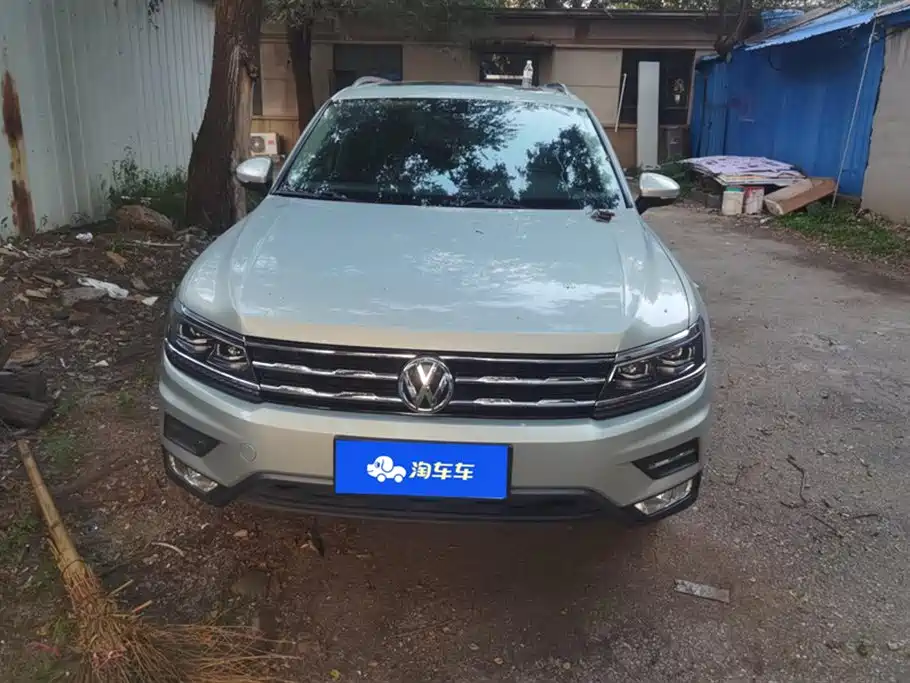 Volkswagen Tiguan L