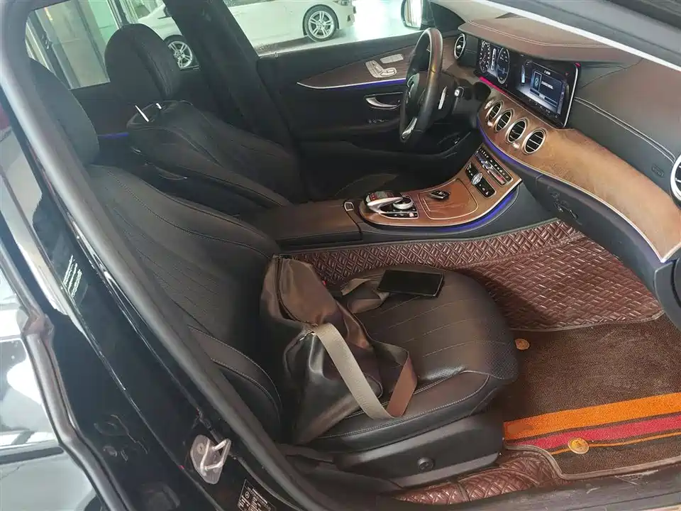Mercedes-Benz E-class Mercedes-Benz E-class