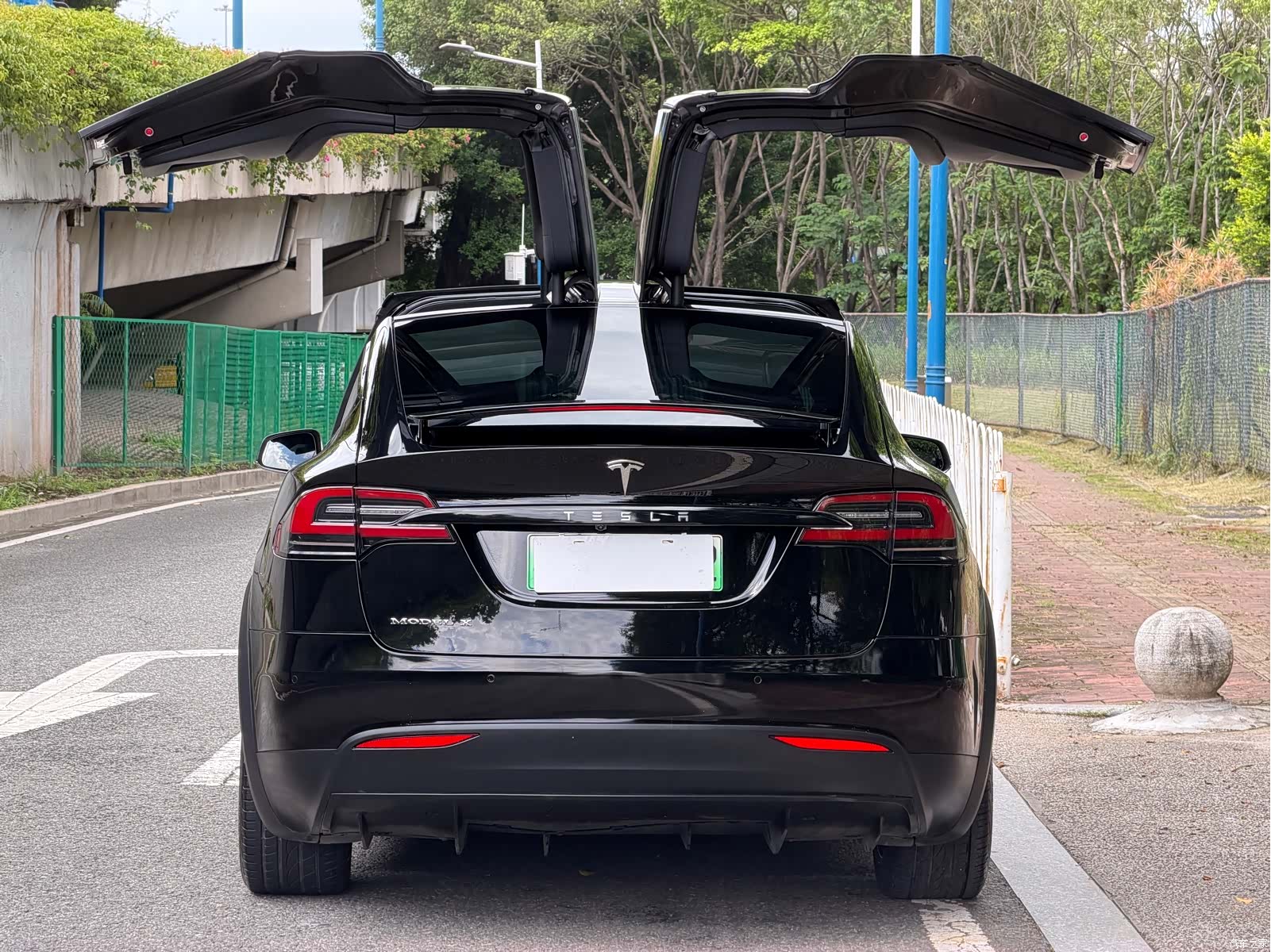 Tesla Model X, 2019 7