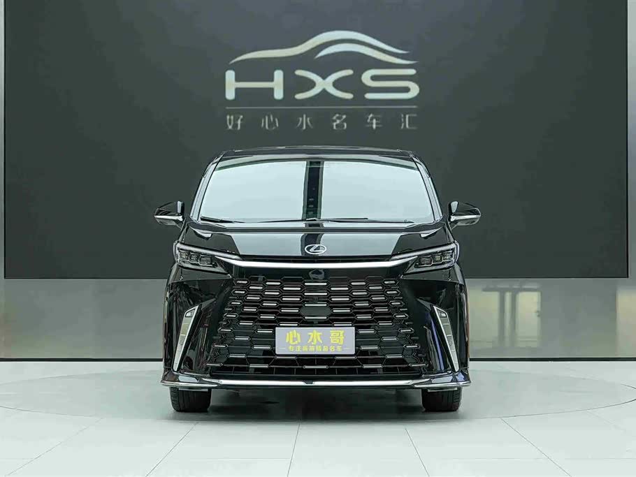 Lexus LM Lexus LM