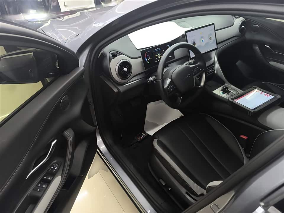 BYD Sea Lion 05 DM-i