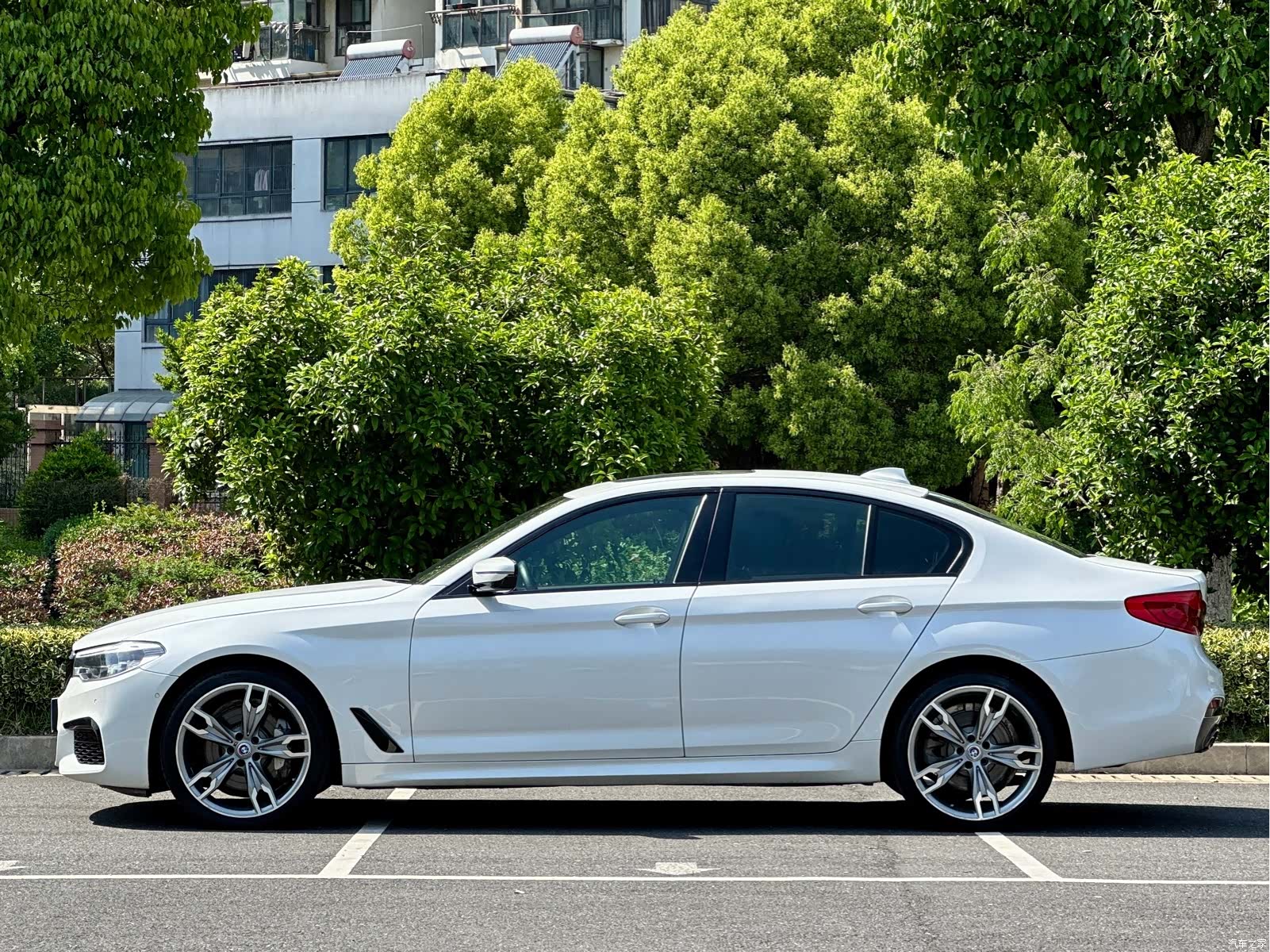 BMW 5 Series, 2020 3