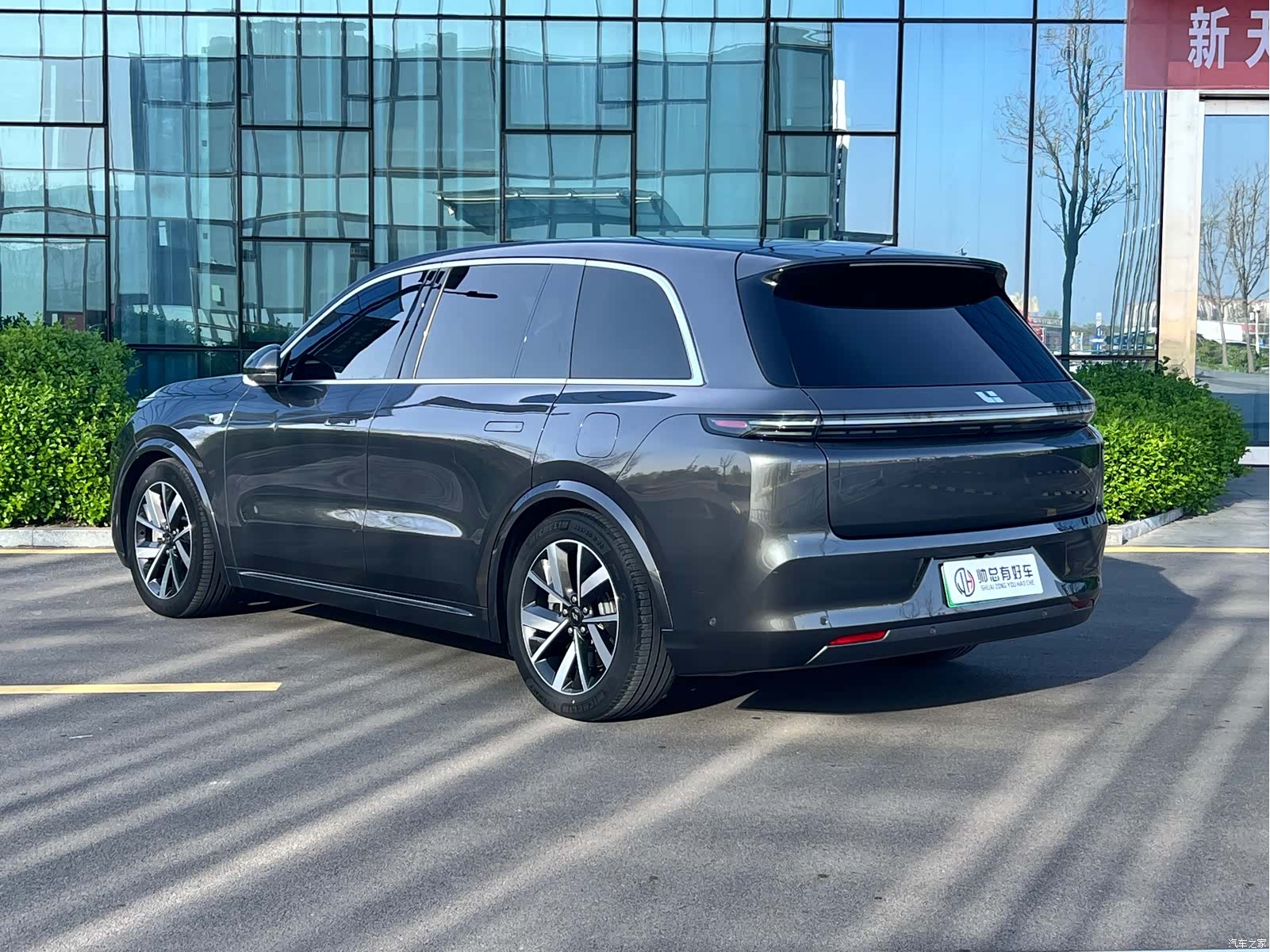 Li Auto L8, 2023 все фото