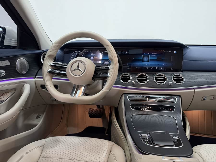 Mercedes-Benz E-Class 2021, фото 12