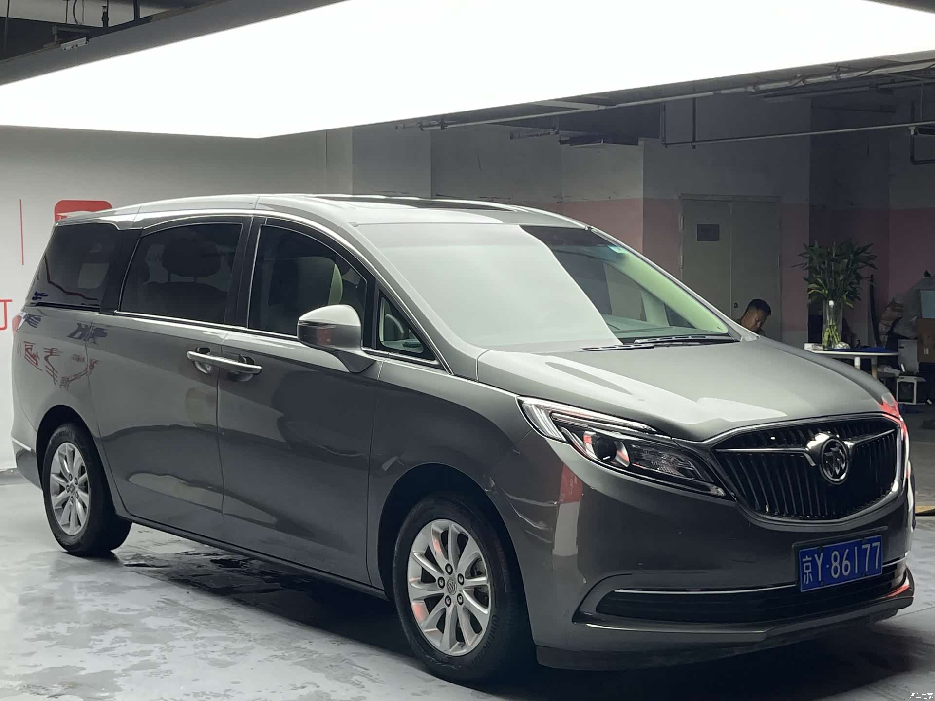 Buick GL8, 2019 2