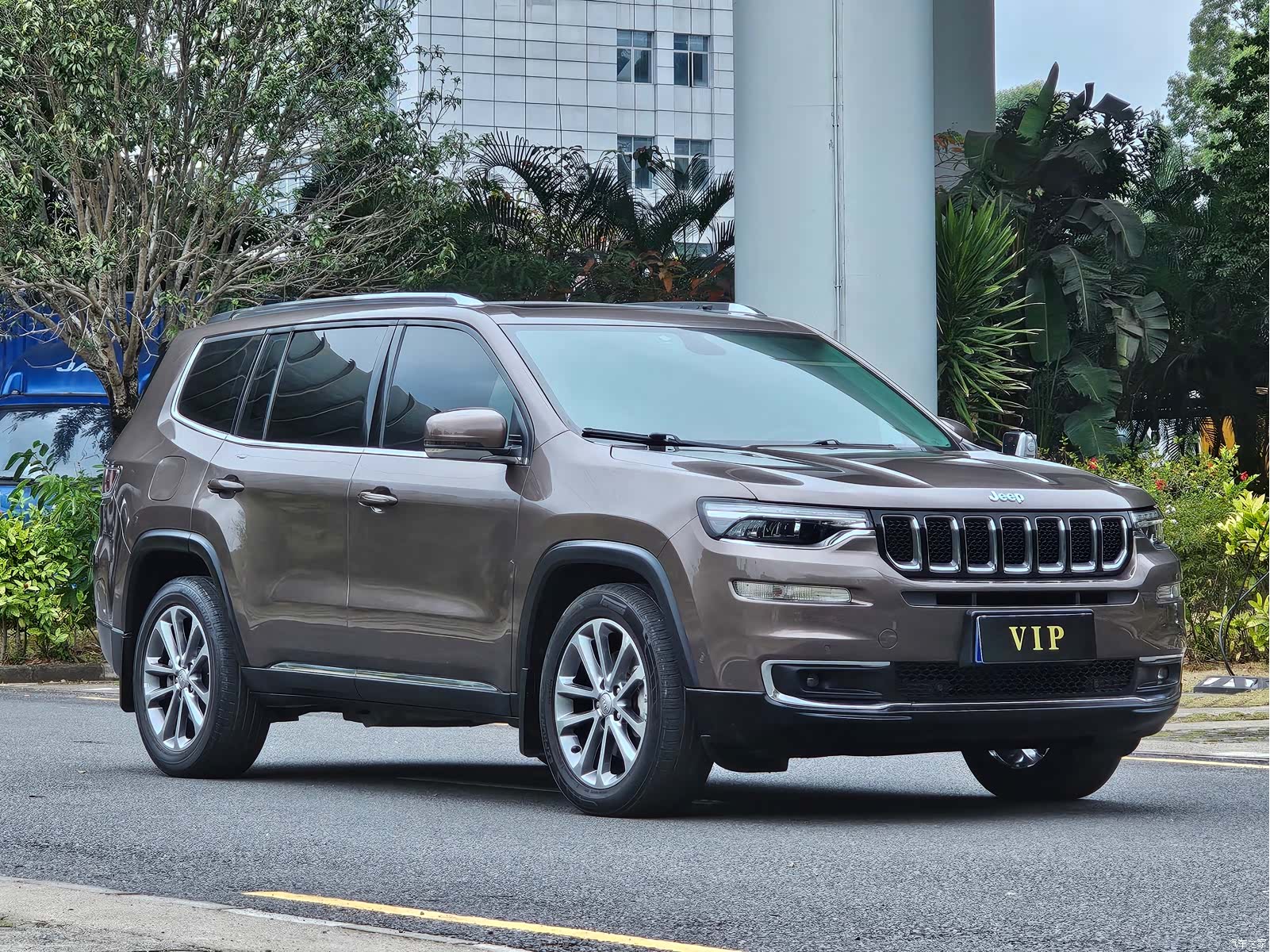 Jeep Grand Commander, 2019 3