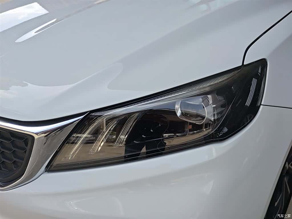 Geely Binray, 2021 24