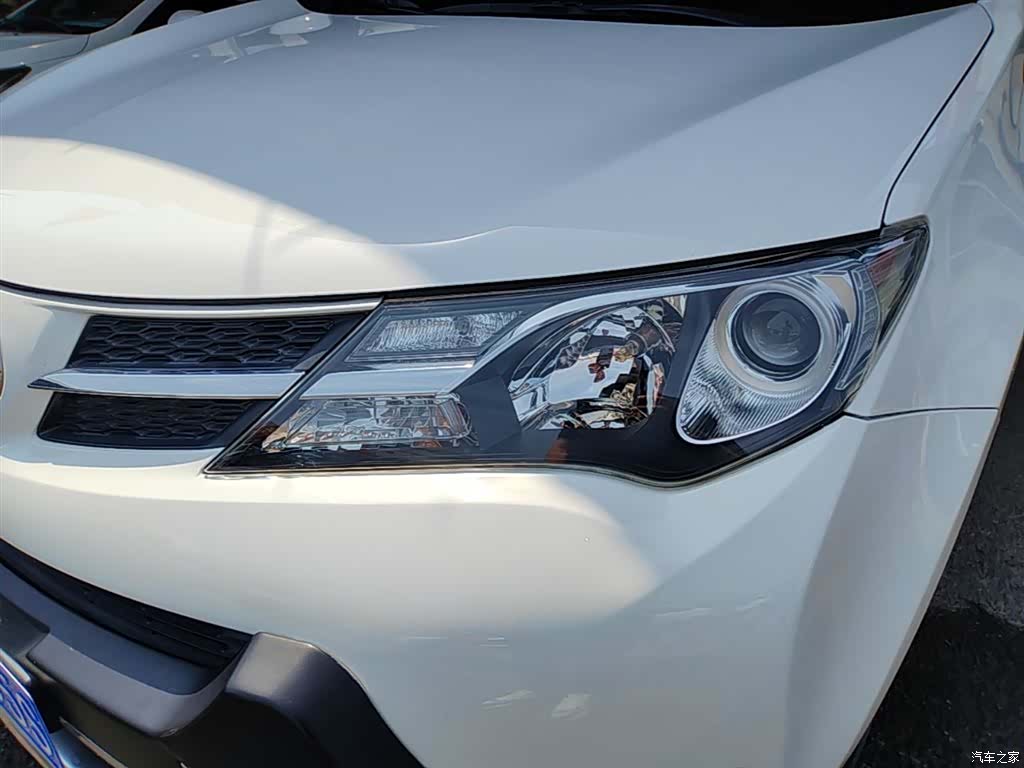 Toyota RAV4, 2014 24