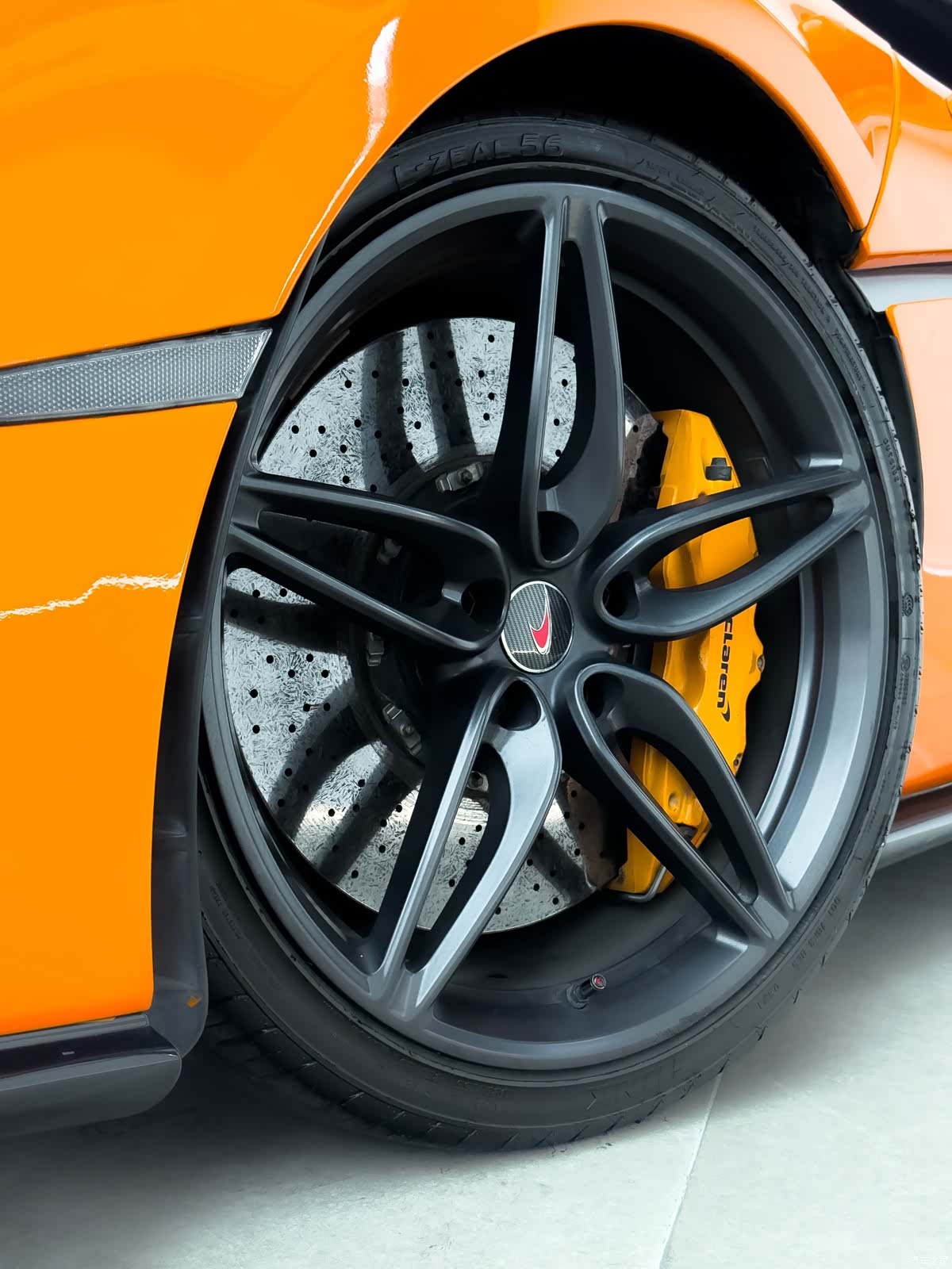 McLaren 570, 2017 6