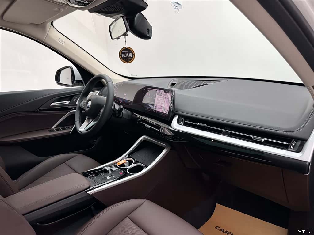 BMW X1, 2024 11
