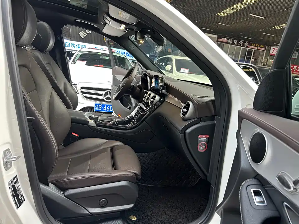 Mercedes-Benz GLC Mercedes-Benz GLC