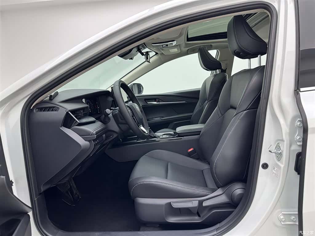 Toyota Camry, 2024 19