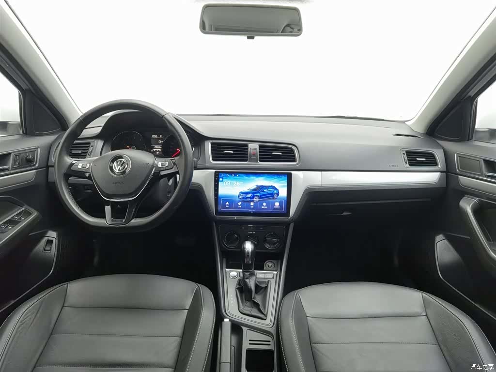 Volkswagen Lavida, 2019 все фото