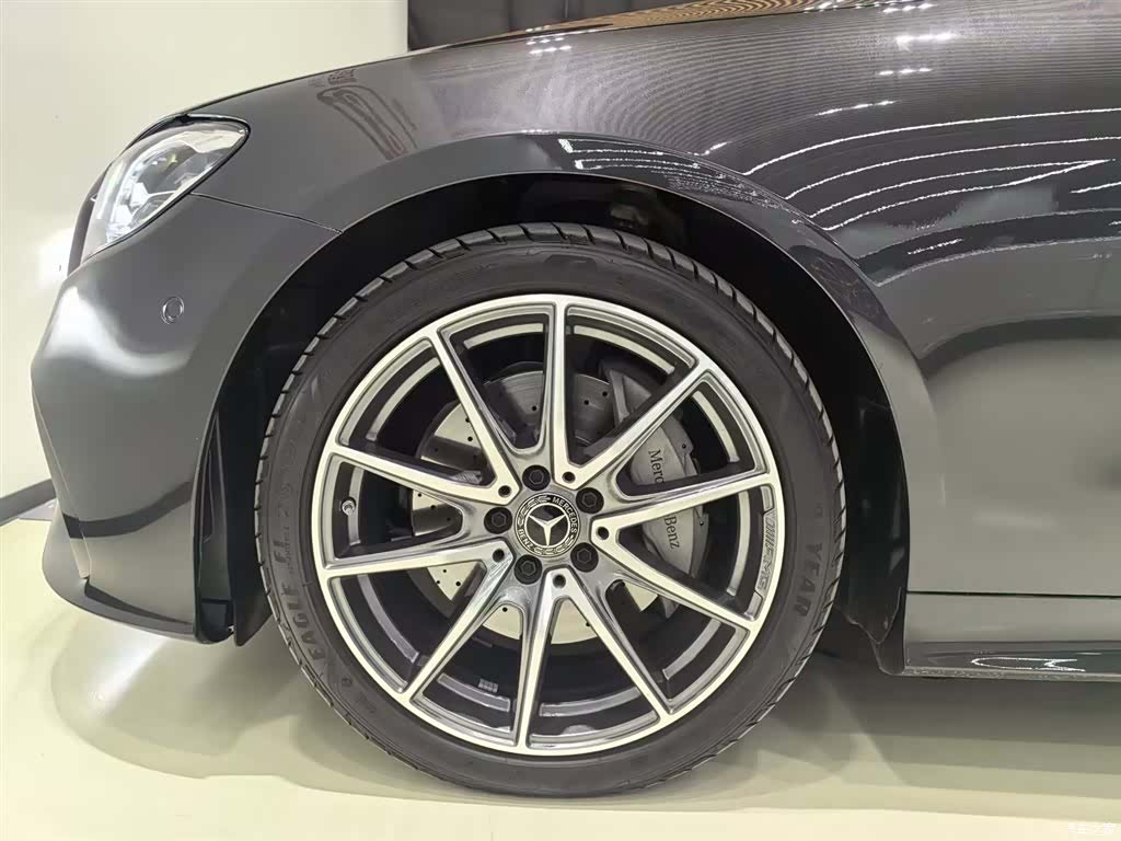 Mercedes-Benz E-Class, 2024 6