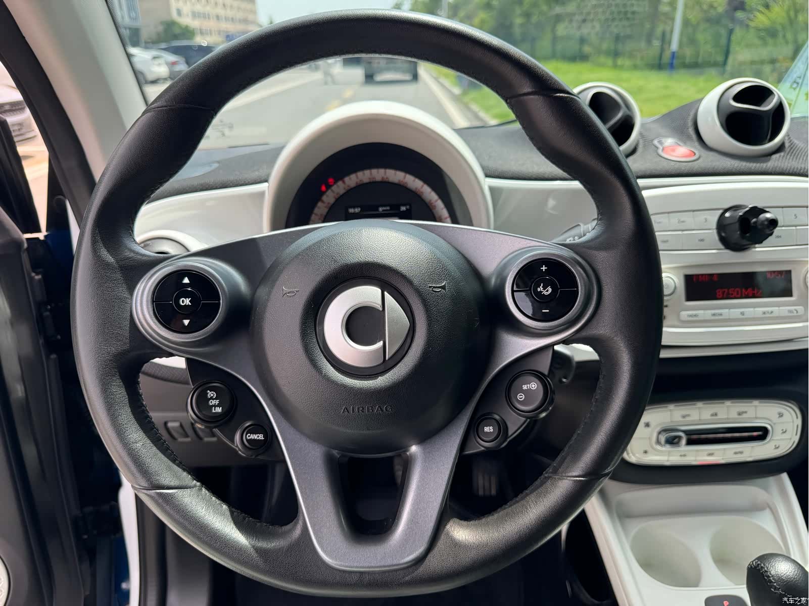 Smart Fortwo, 2017 все фото
