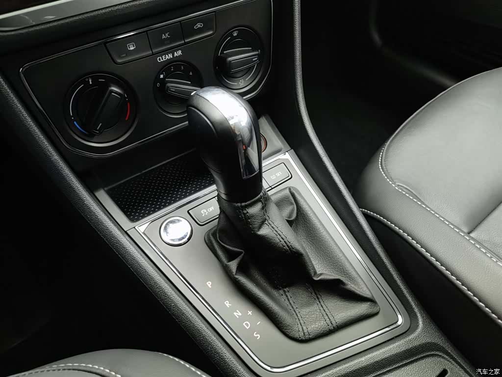 Volkswagen Lavida, 2019 13