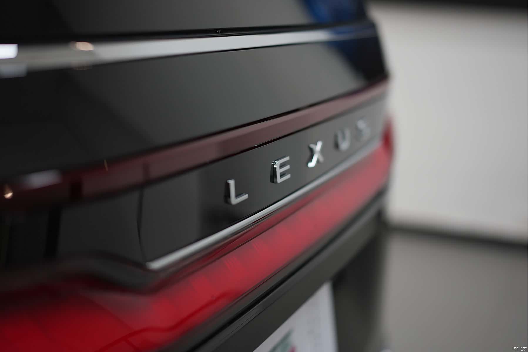 Lexus LM, 2025 18