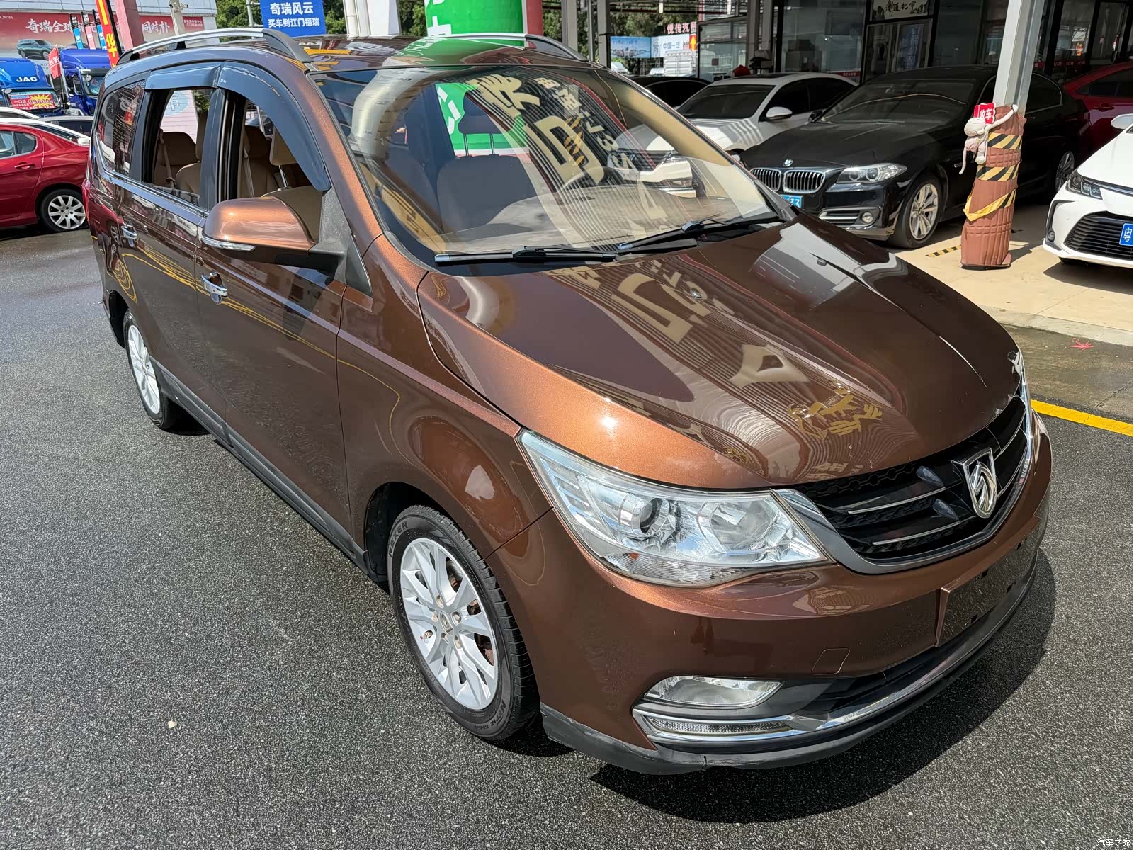 Wuling 730, 2017 все фото