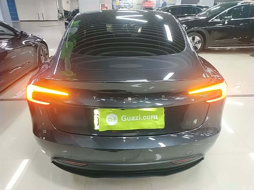 Tesla Model 3, 2024 6