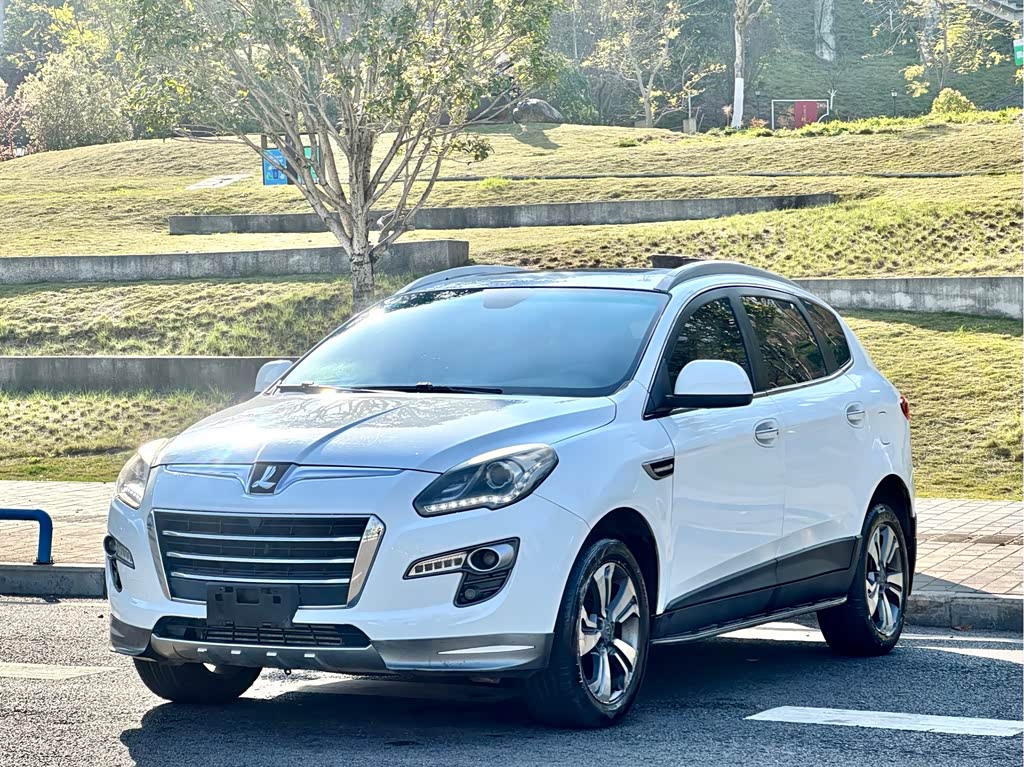 7 SUV
