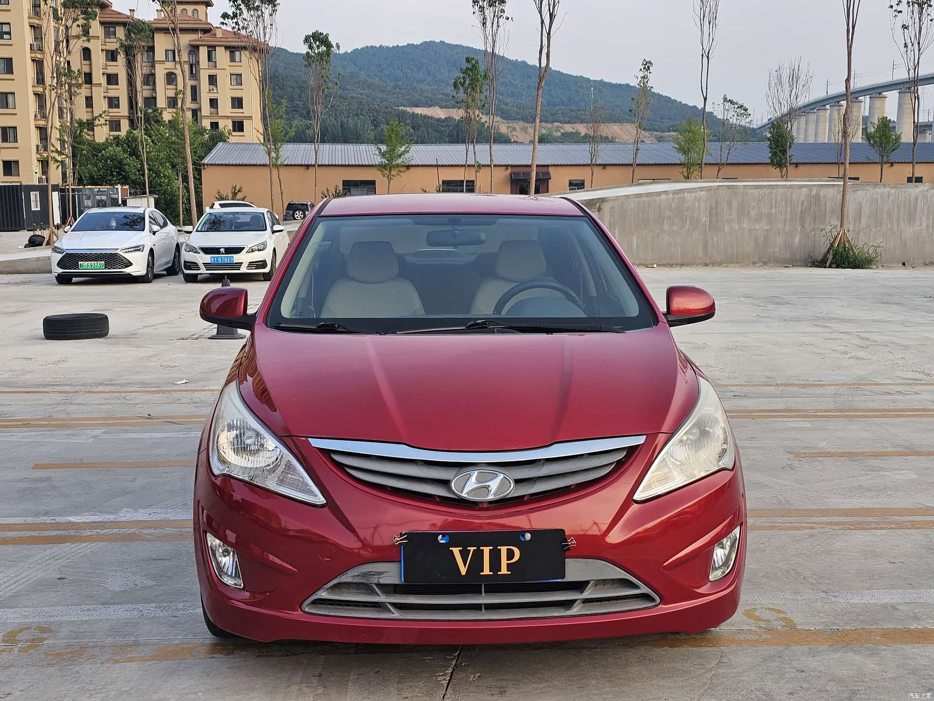 Hyundai GL, 2012 2