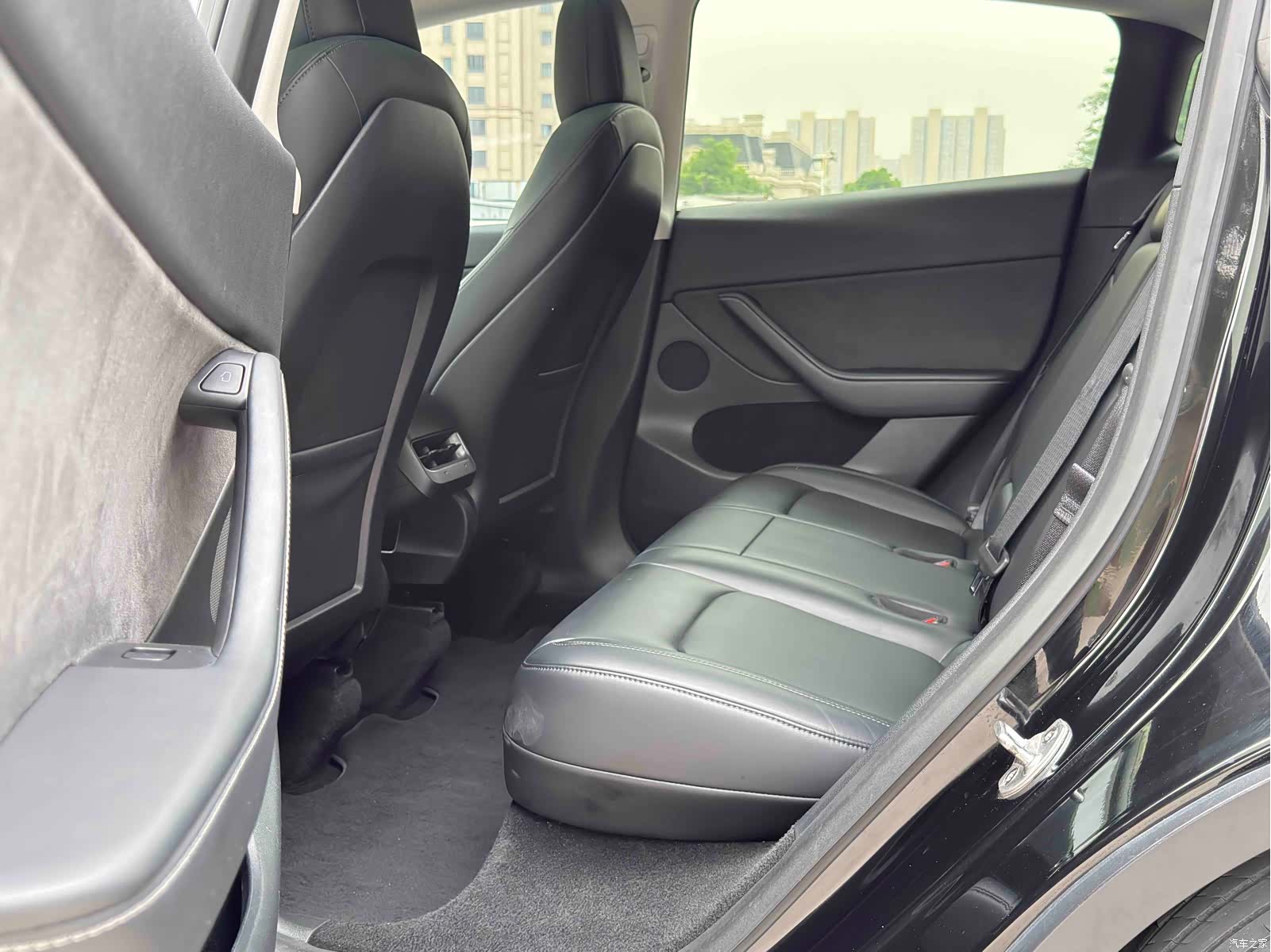 Tesla Model Y, 2022 9