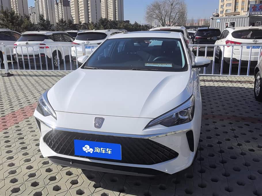 Roewe i5