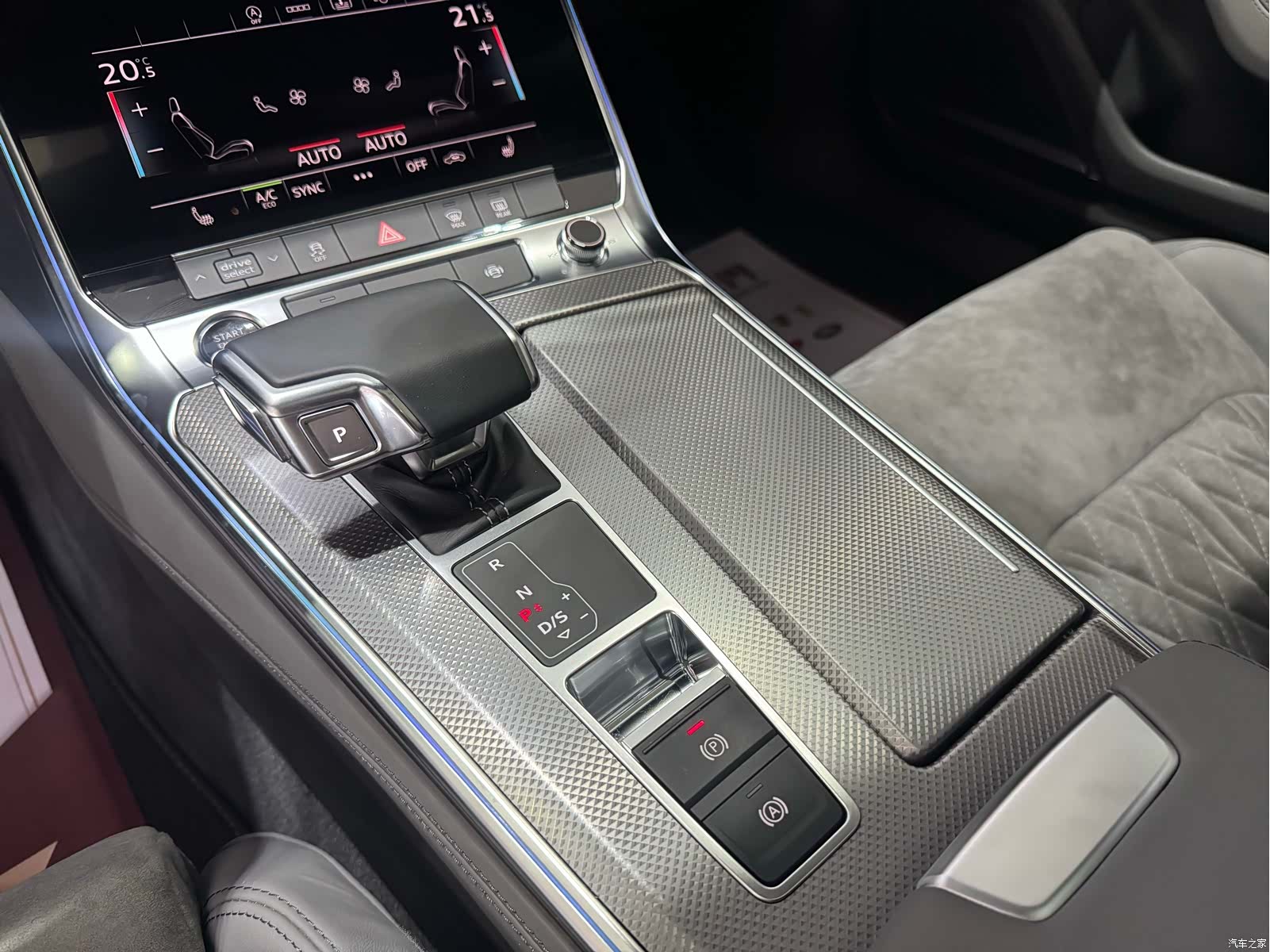 Audi A6L, 2021 14
