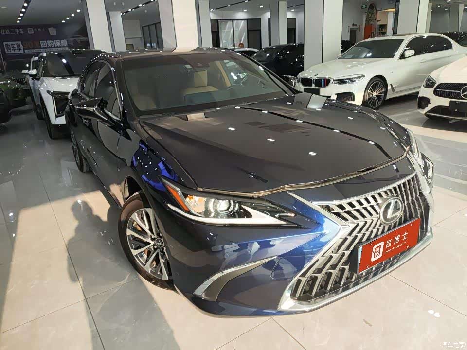 Lexus ES, 2024 3