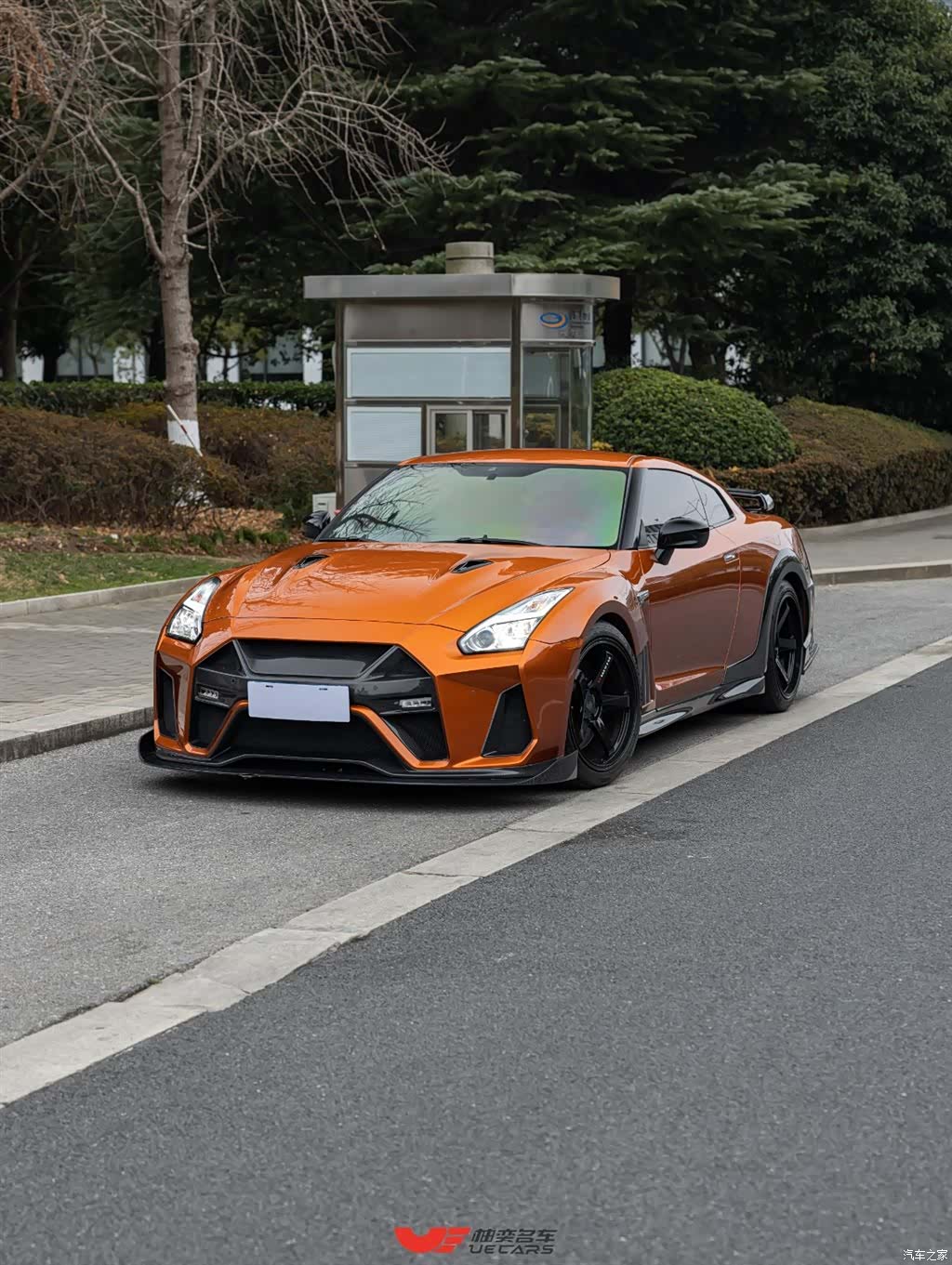 Nissan GT-R