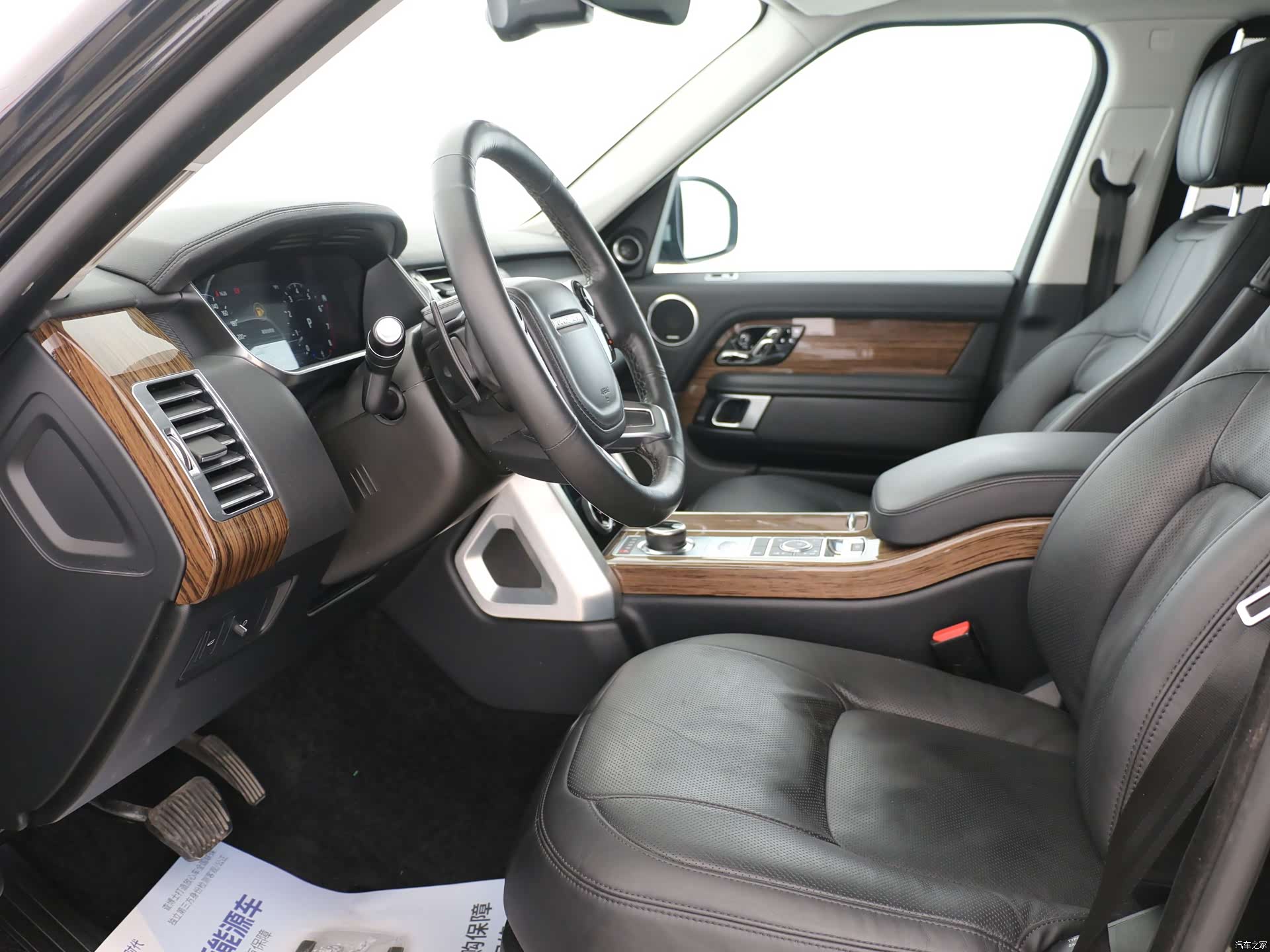 Land Rover Range Rover, 2019 16