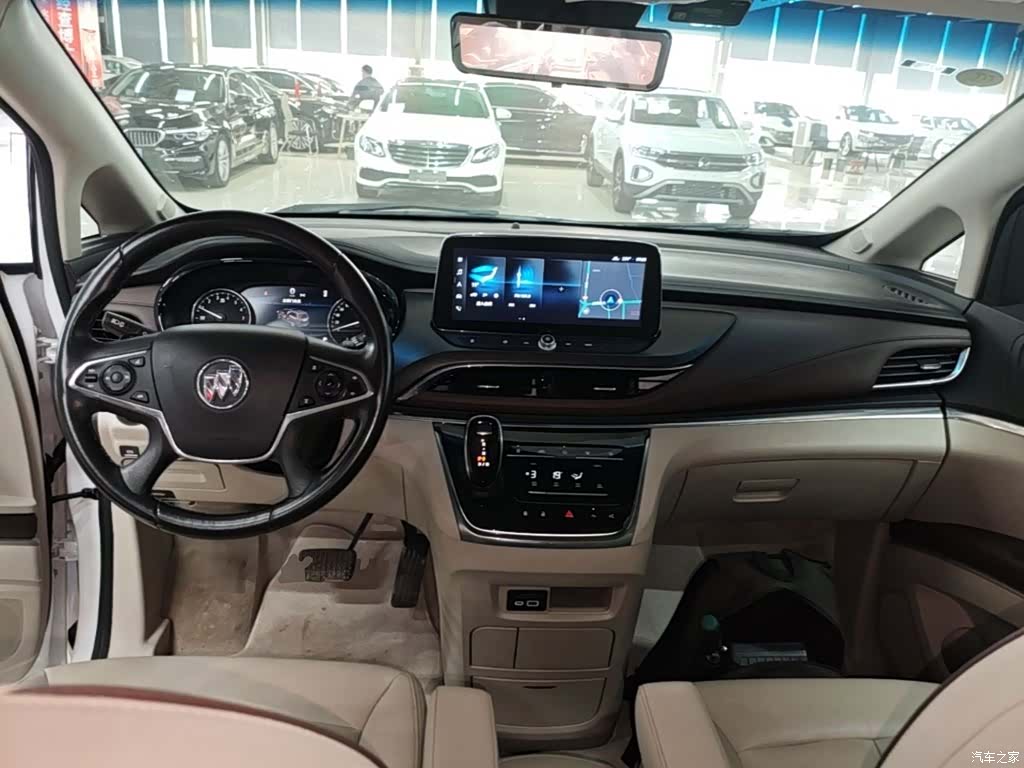 Buick GL8, 2021 10