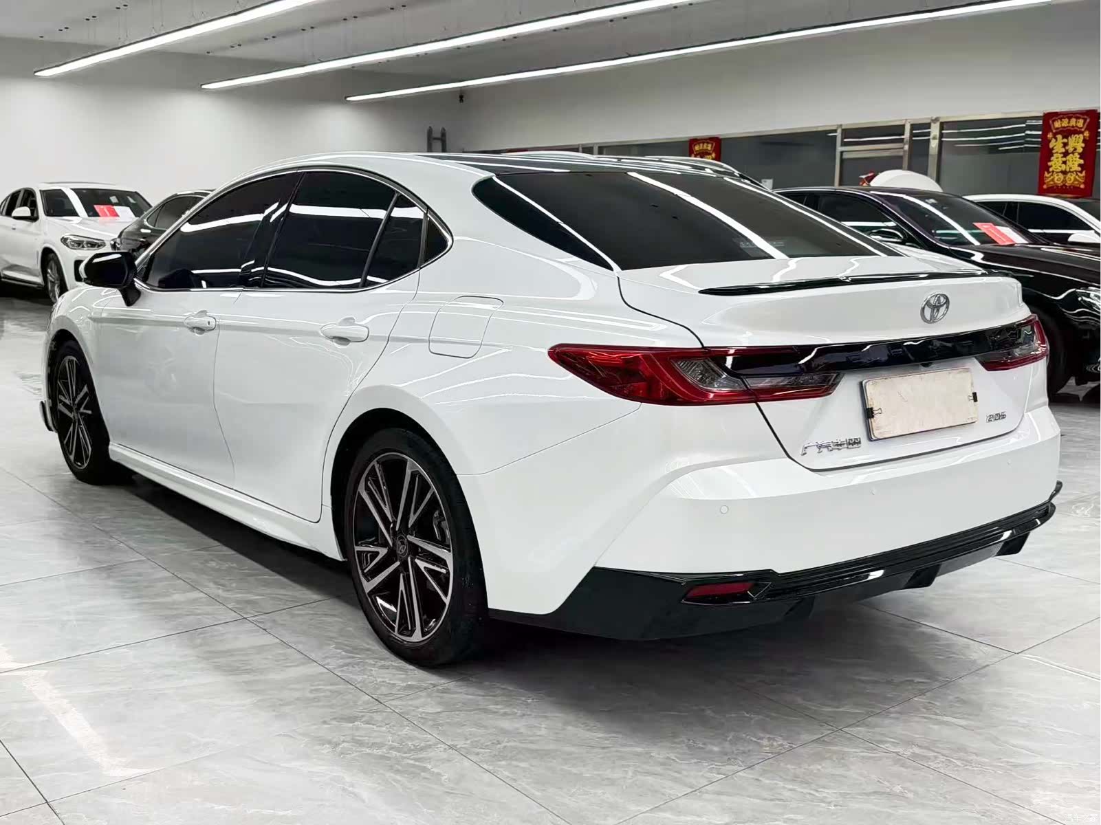 Toyota Camry, 2024 4