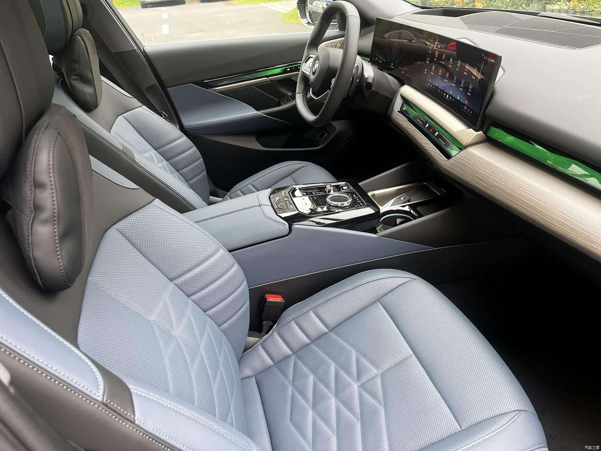 BMW 5 Series, 1900 18