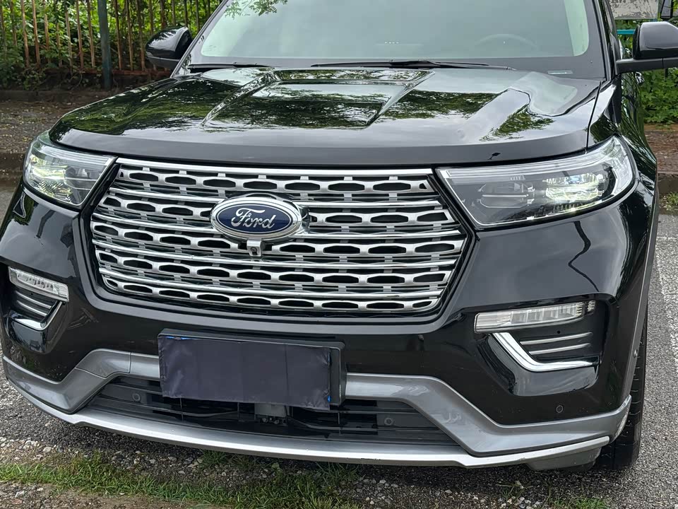 Ford Explorer Ford Explorer