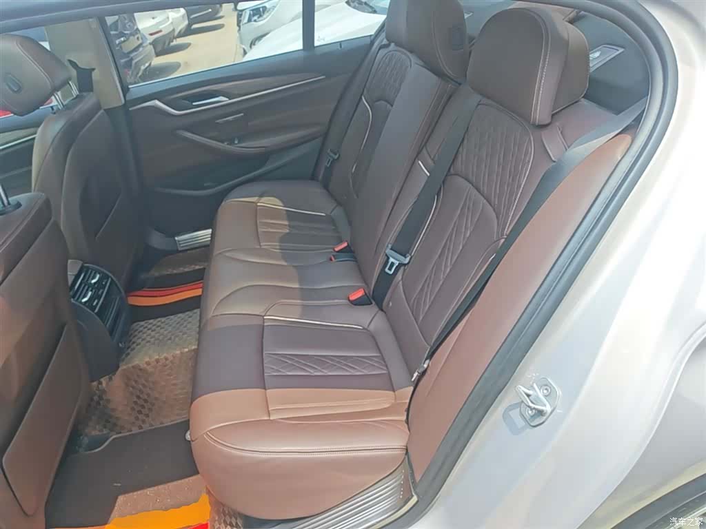 BMW 5 Series, 2018 17