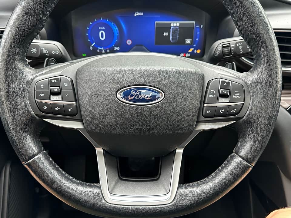 Ford Explorer Ford Explorer
