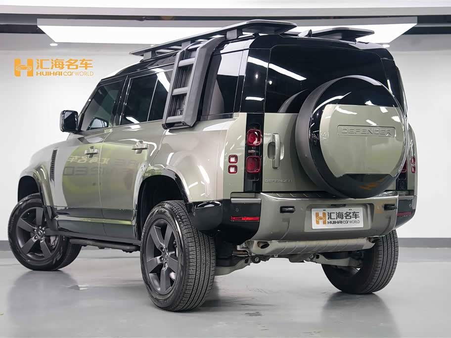 Land Rover guard