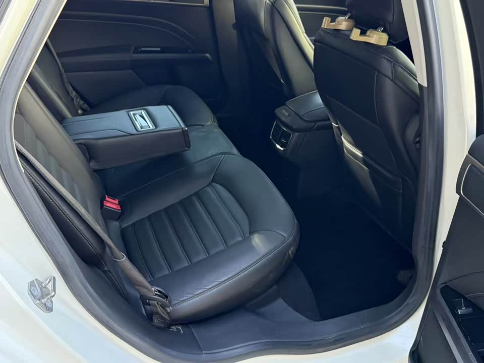 Ford Mondeo Ford Mondeo