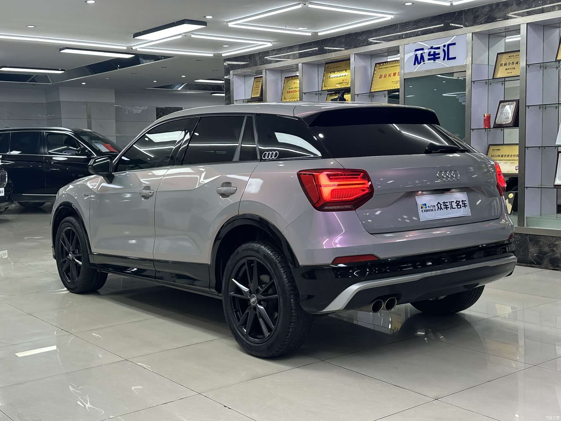 Audi Q2L, 2019 6