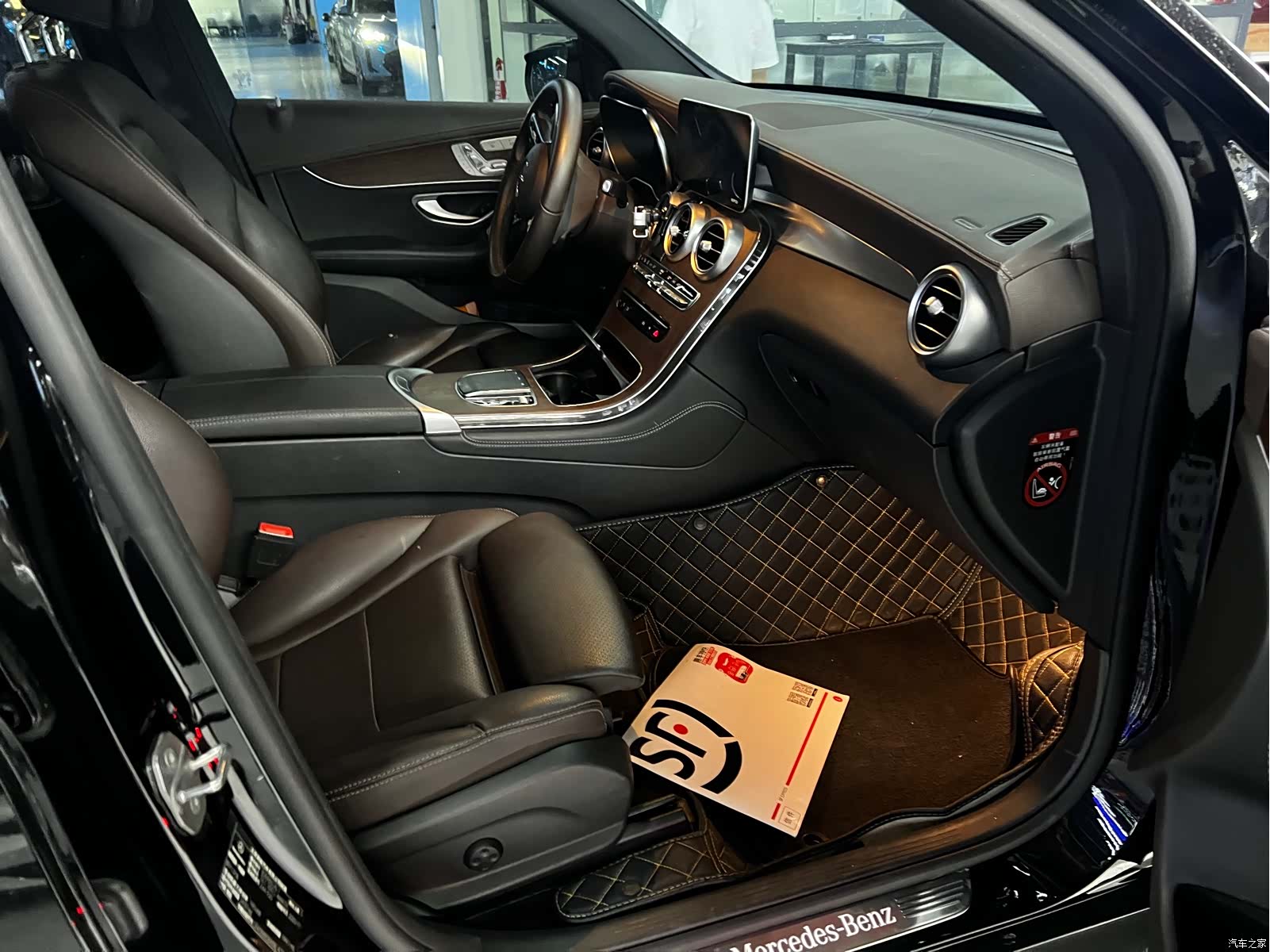 Mercedes-Benz GLC, 2020 13
