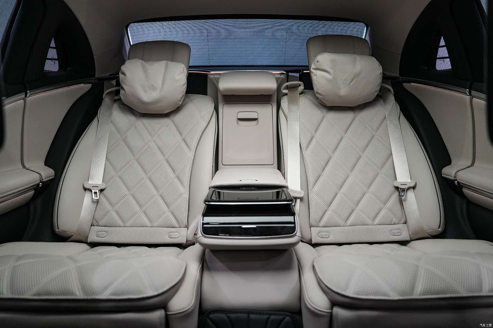 Maybach S-Class, 2026 23
