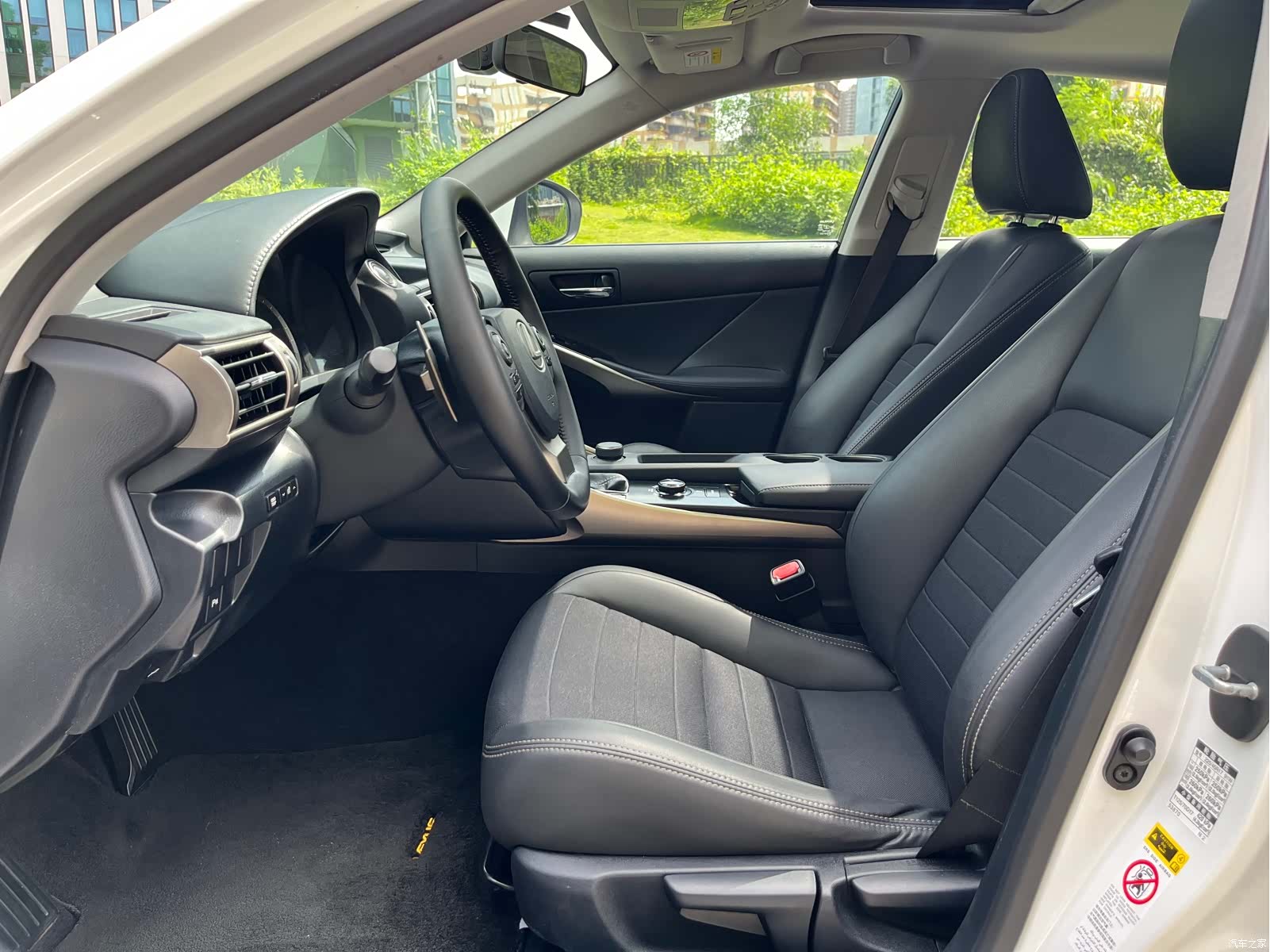 Lexus IS, 2013 все фото